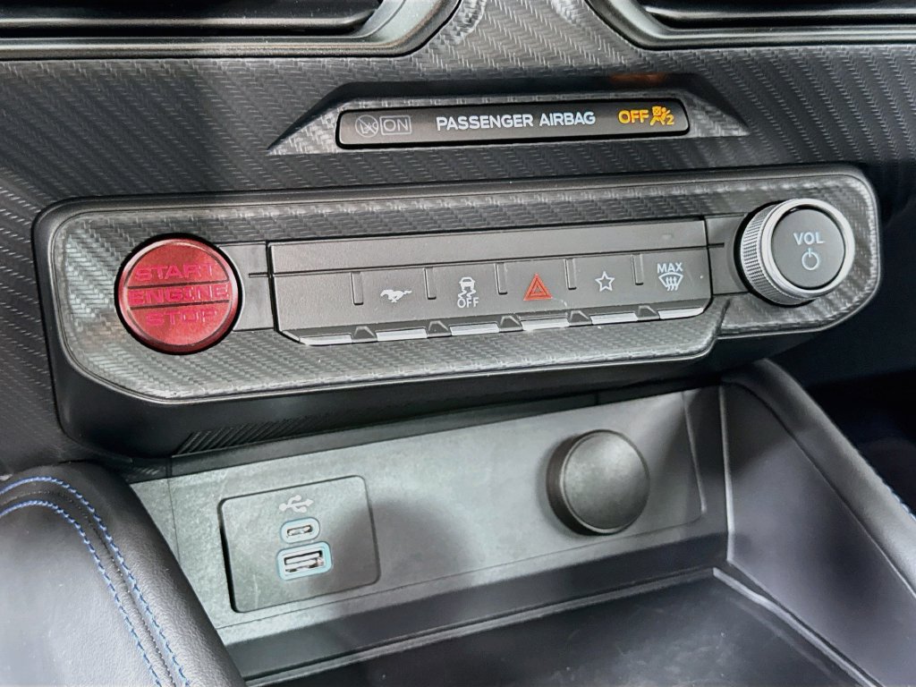 Used 2025 Ford Mustang Dark Horse RWD image 22