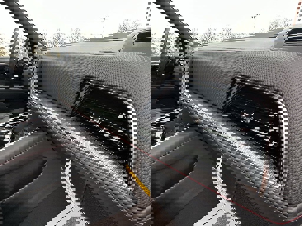 New 2026 Chevrolet Suburban RST w/ RST Capability Package image 8