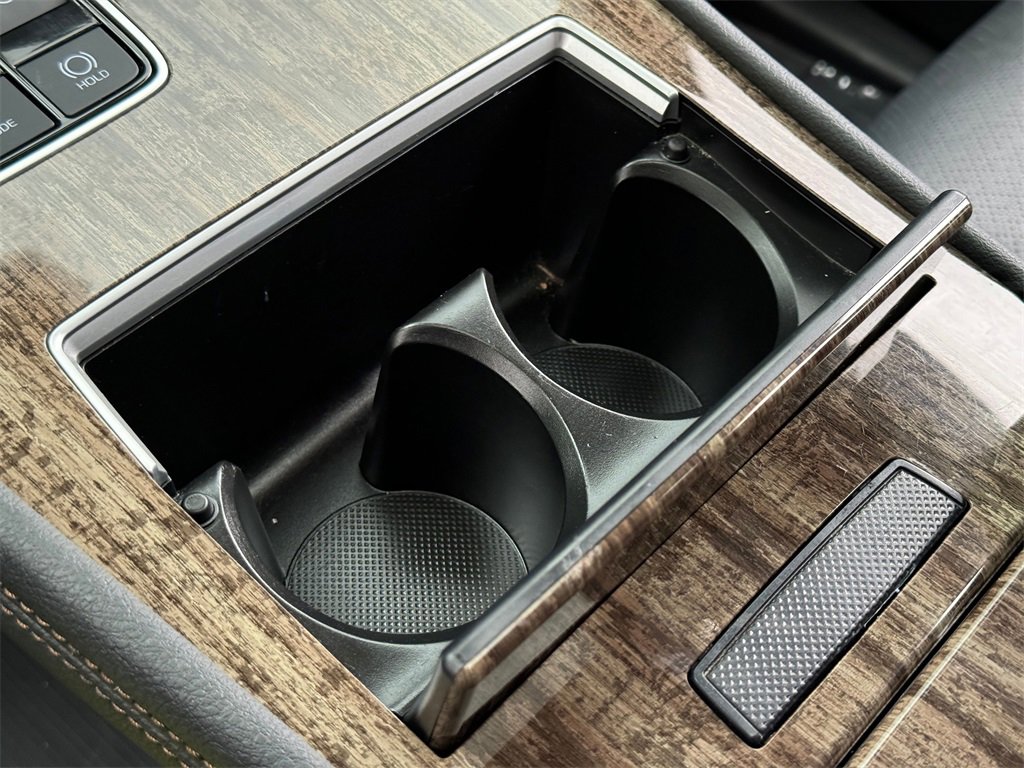 Certified 2025 Toyota Sienna Platinum image 43