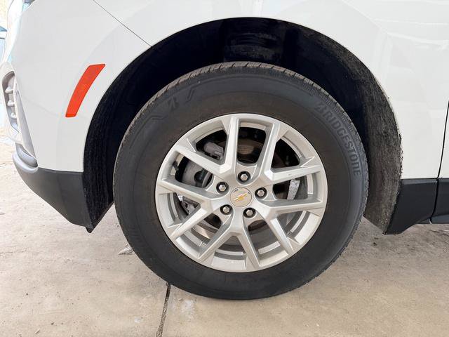 Used 2023 Chevrolet Equinox LT AWD/4WD image 12