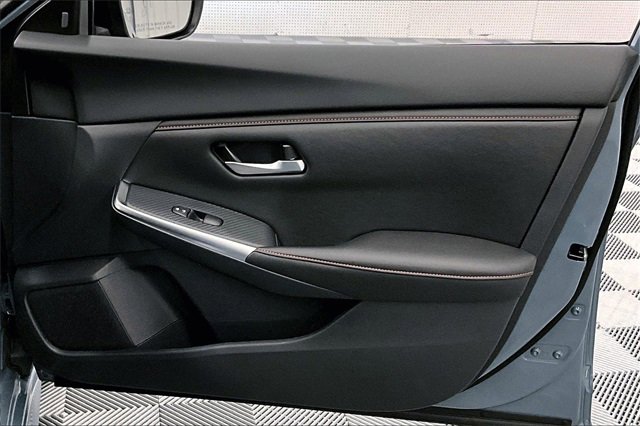 New 2025 Nissan Sentra SR image 33