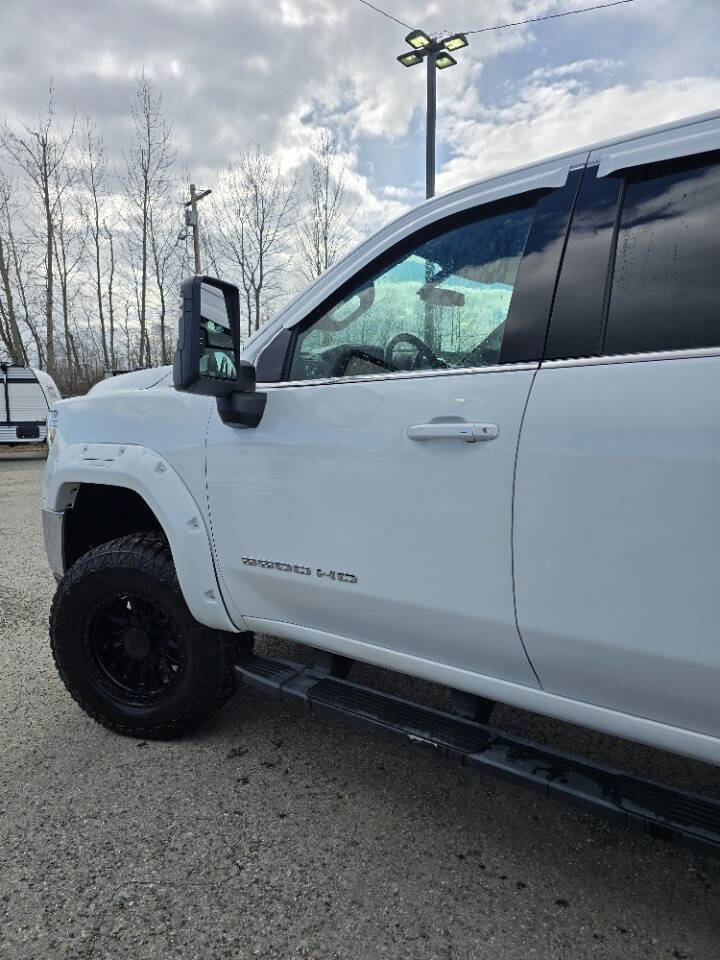 Used 2023 GMC Sierra 3500 SLE w/ X31 Off-Road Package AWD/4WD image 5