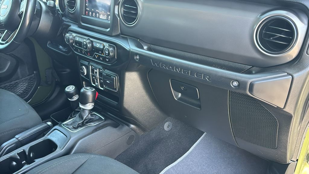 Used 2021 Jeep Wrangler Unlimited Sport AWD/4WD image 24