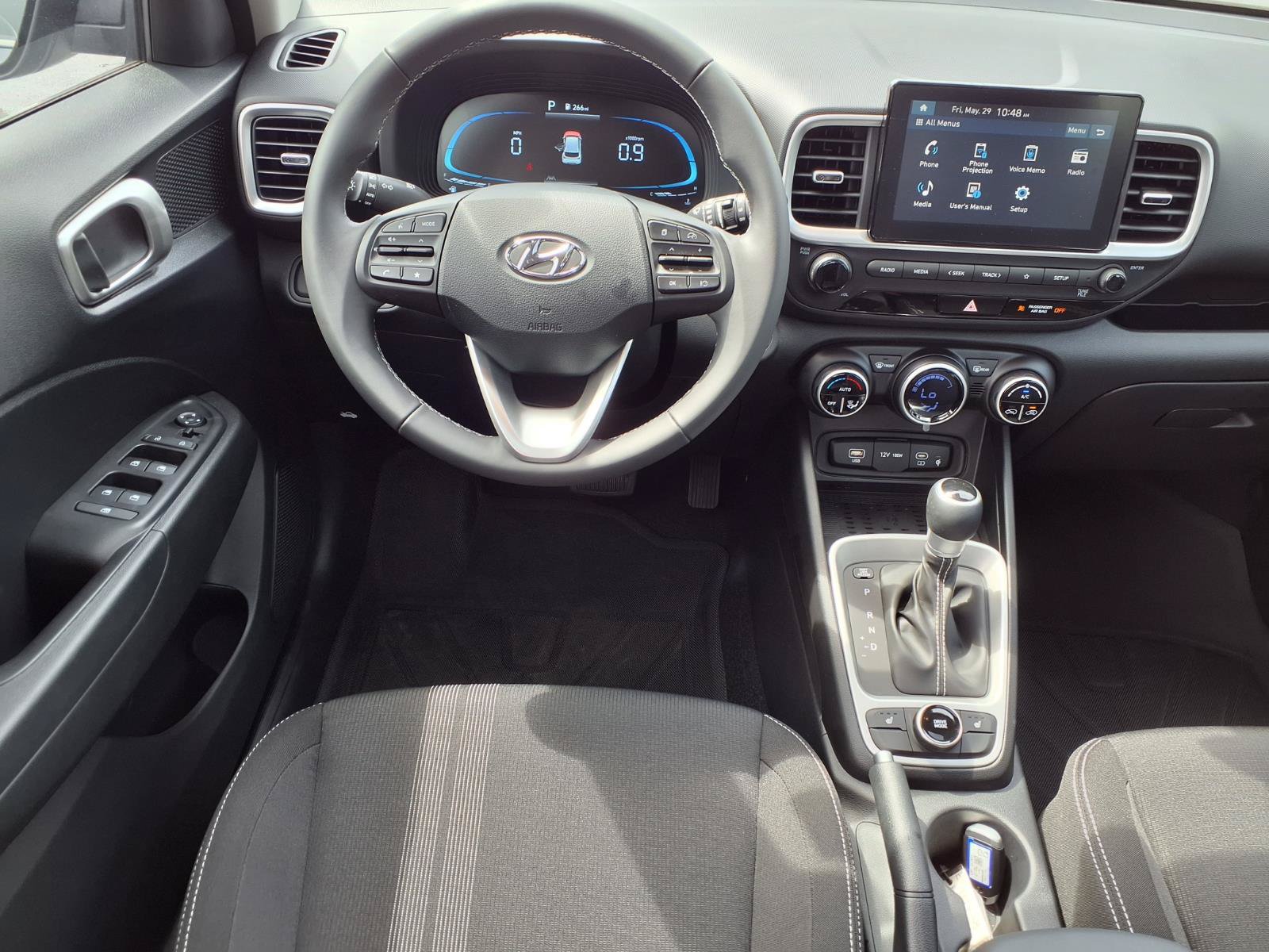 Used 2026 Hyundai Venue SEL FWD image 2