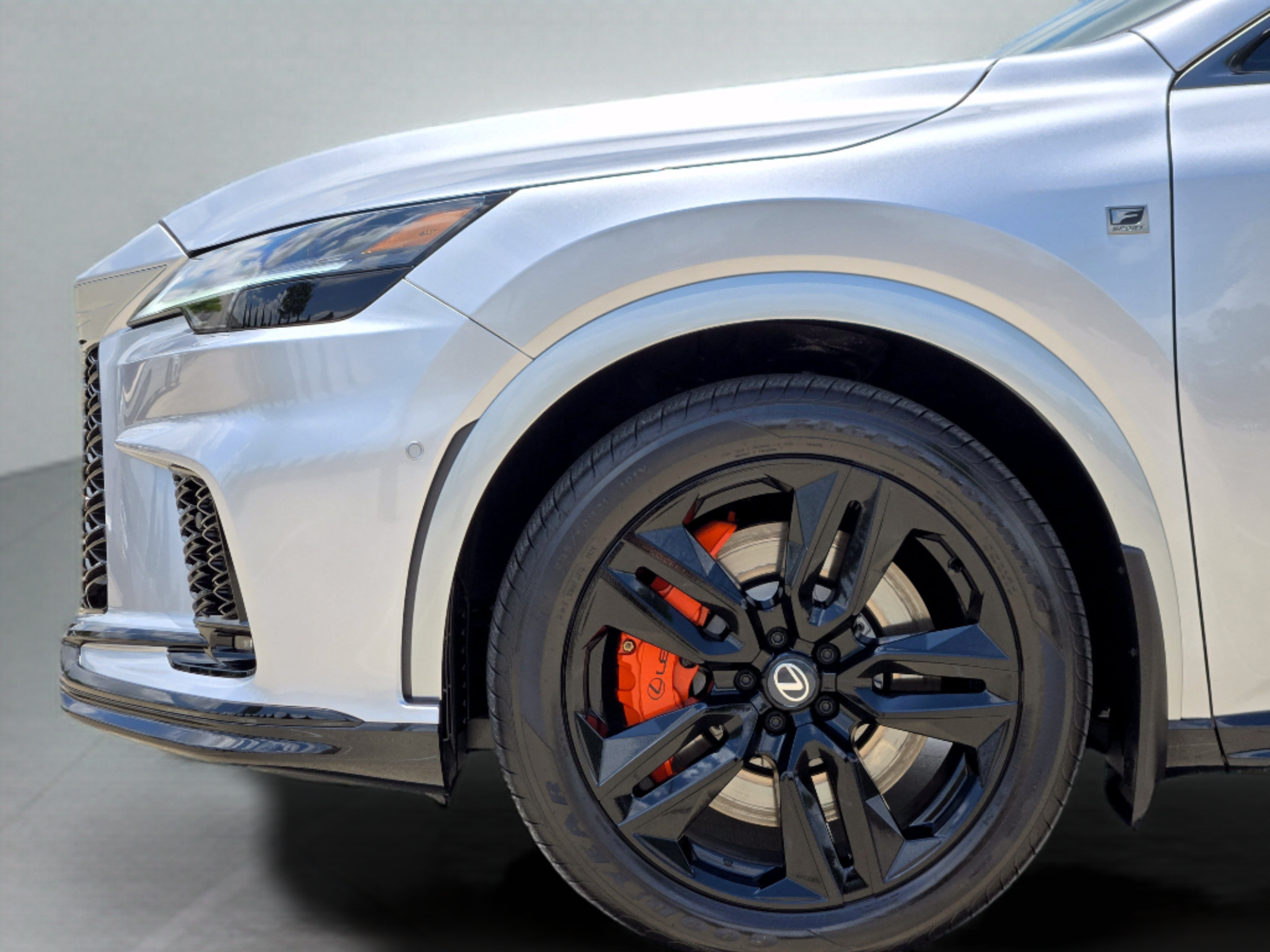 Used 2026 Lexus RX 500h F Sport w/ Appearance Package AWD/4WD image 36