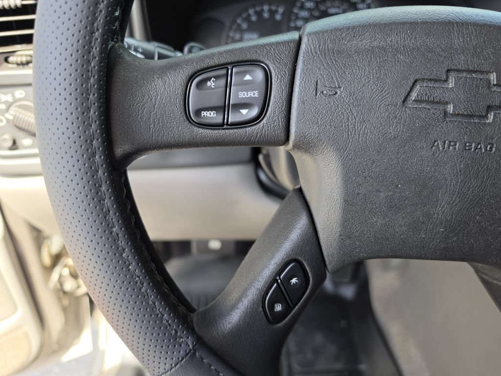 Used 2003 Chevrolet Tahoe LS AWD/4WD image 27