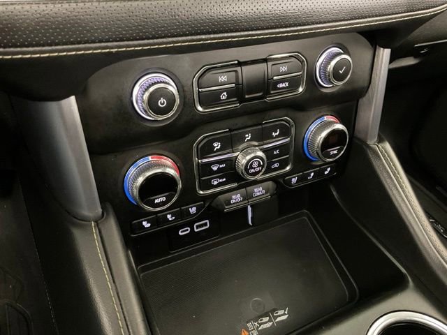 Used 2022 GMC Yukon SLT w/ SLT Luxury Package AWD/4WD image 24