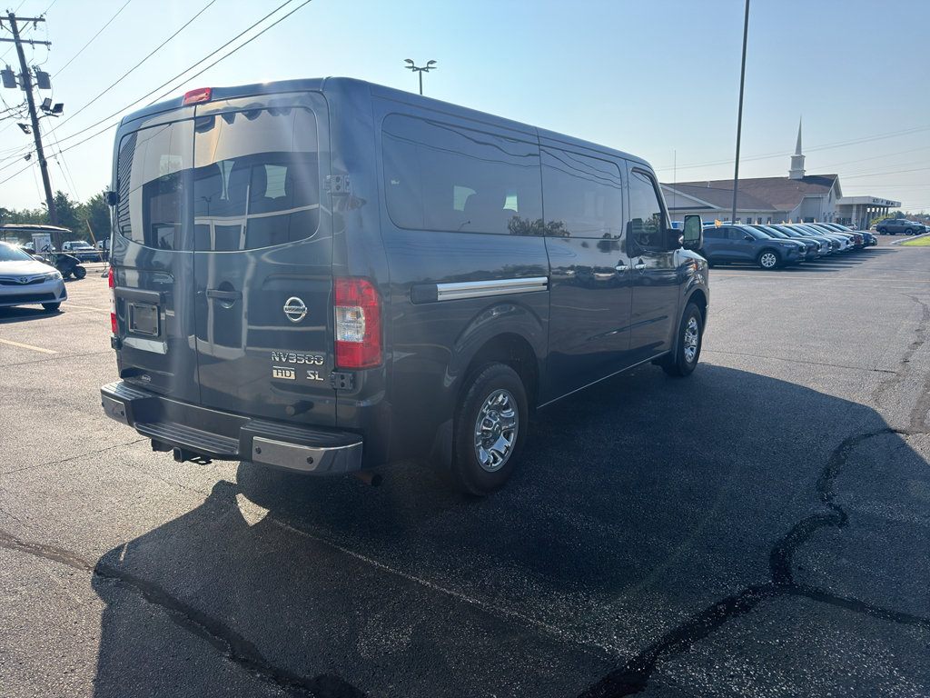 Used 2014 Nissan NV 3500 SL w/ Technology Package RWD image 3