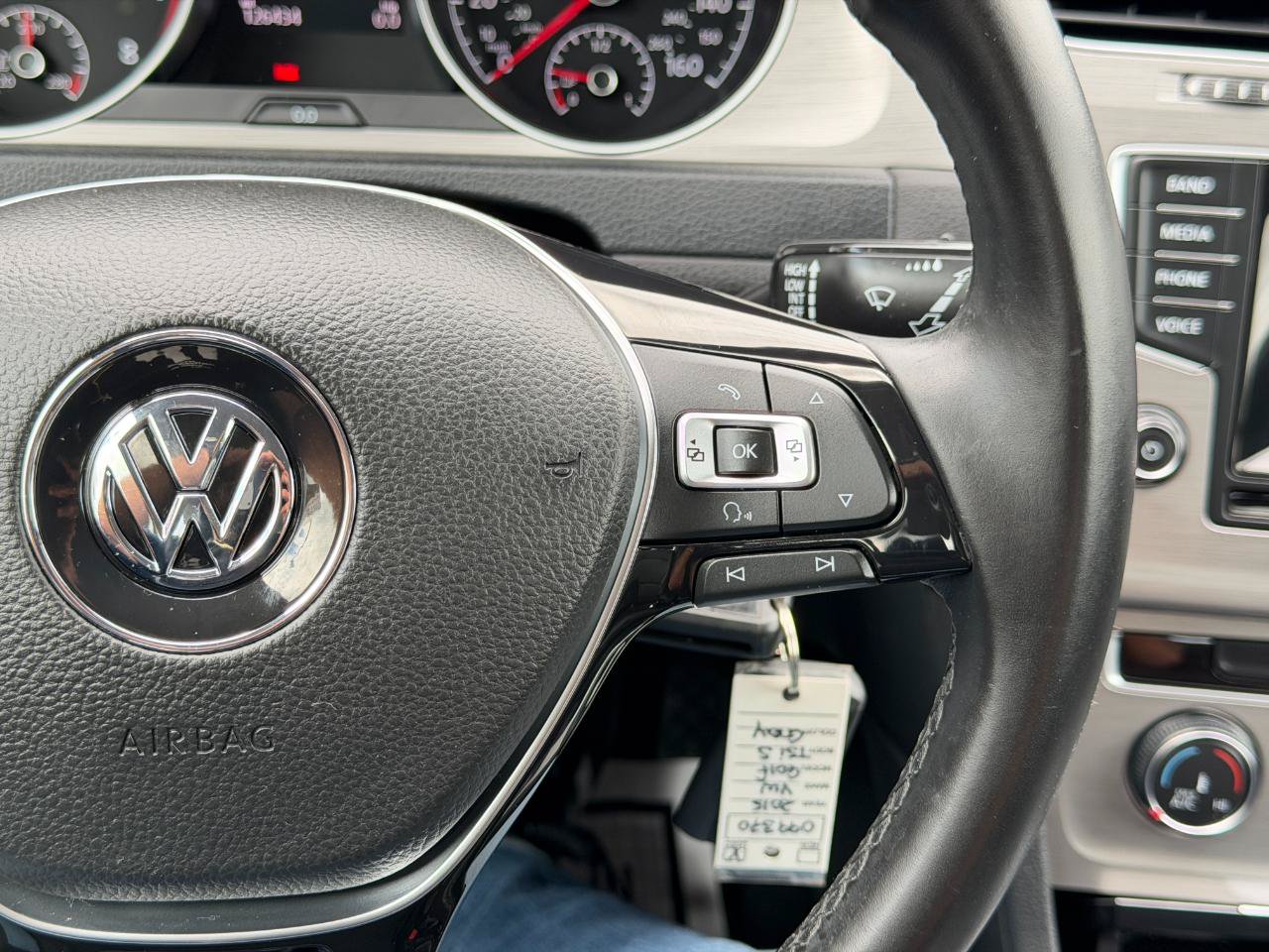 Used 2015 Volkswagen Golf S FWD image 61