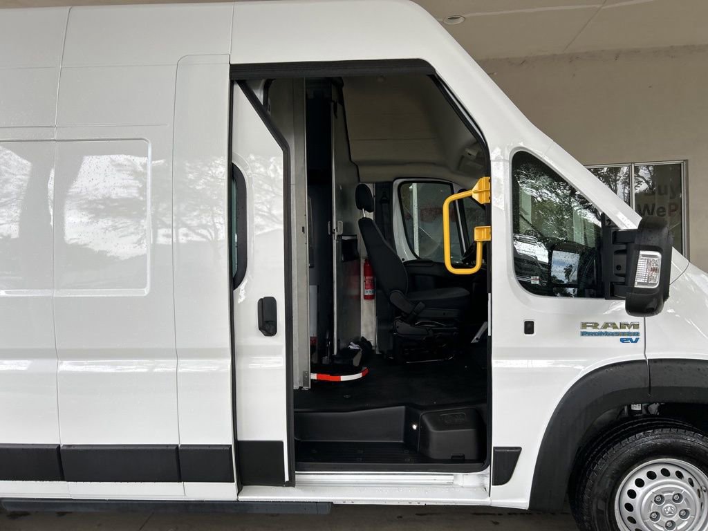 Used 2024 RAM ProMaster 3500 w/ Delivery Van Package image 21