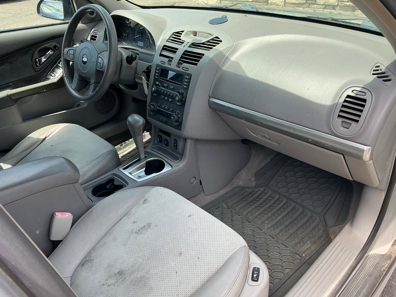 Used 2005 Chevrolet Malibu LT FWD image 9