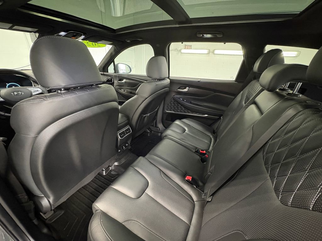 Used 2022 Hyundai Santa Fe Calligraphy AWD/4WD image 24