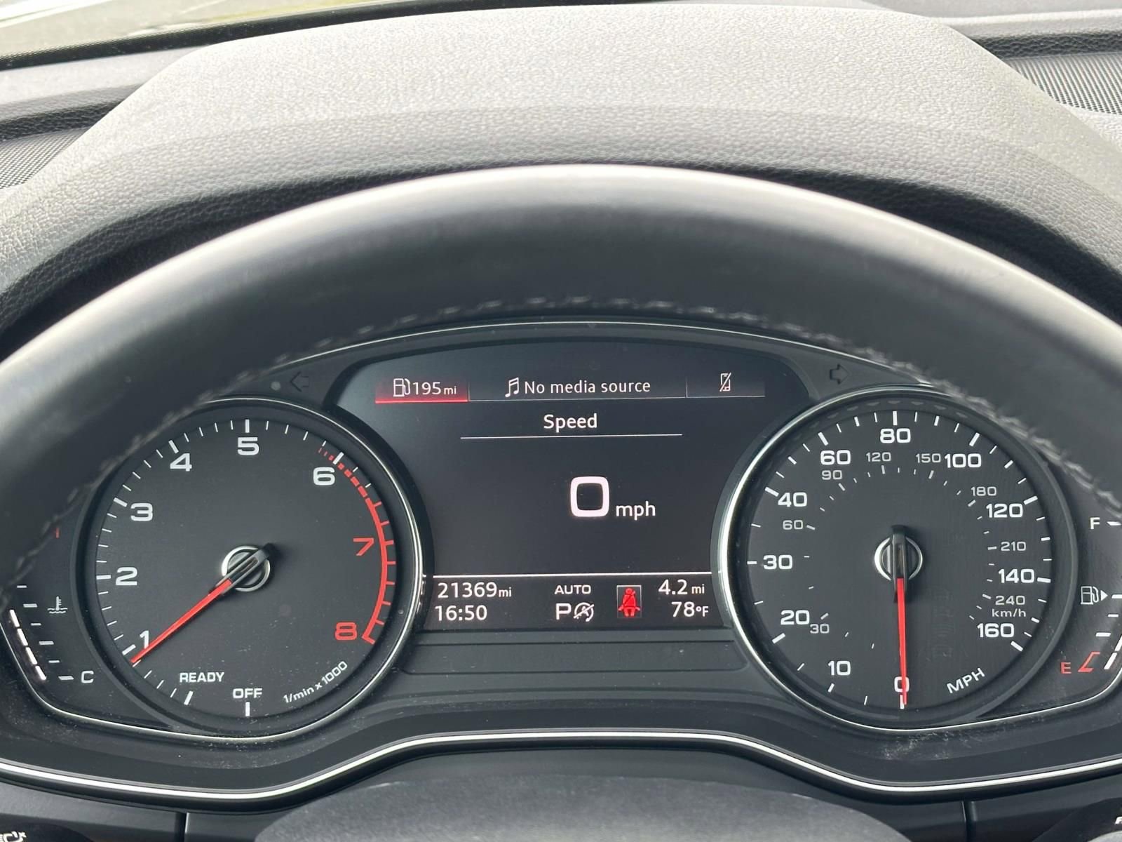Used 2023 Audi Q5 2.0T Premium w/ Convenience Package AWD/4WD image 24
