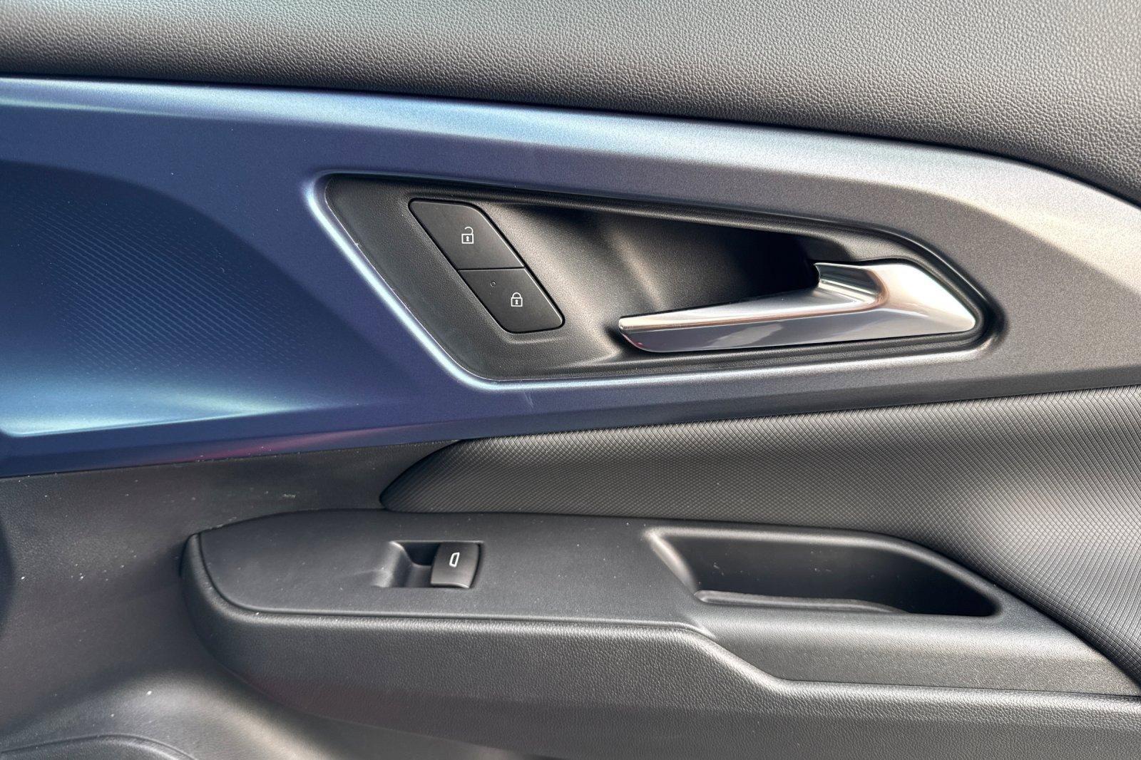 Used 2026 Chevrolet Equinox EV LT image 22