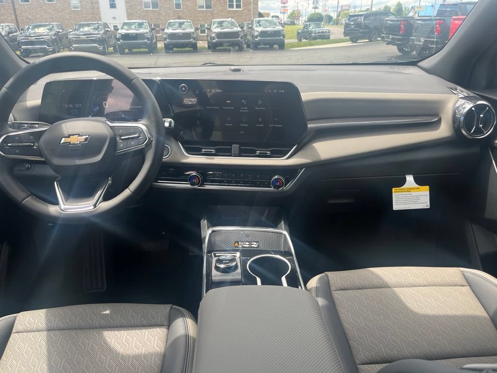 New 2026 Chevrolet Equinox LT w/ Convenience Package II FWD image 30