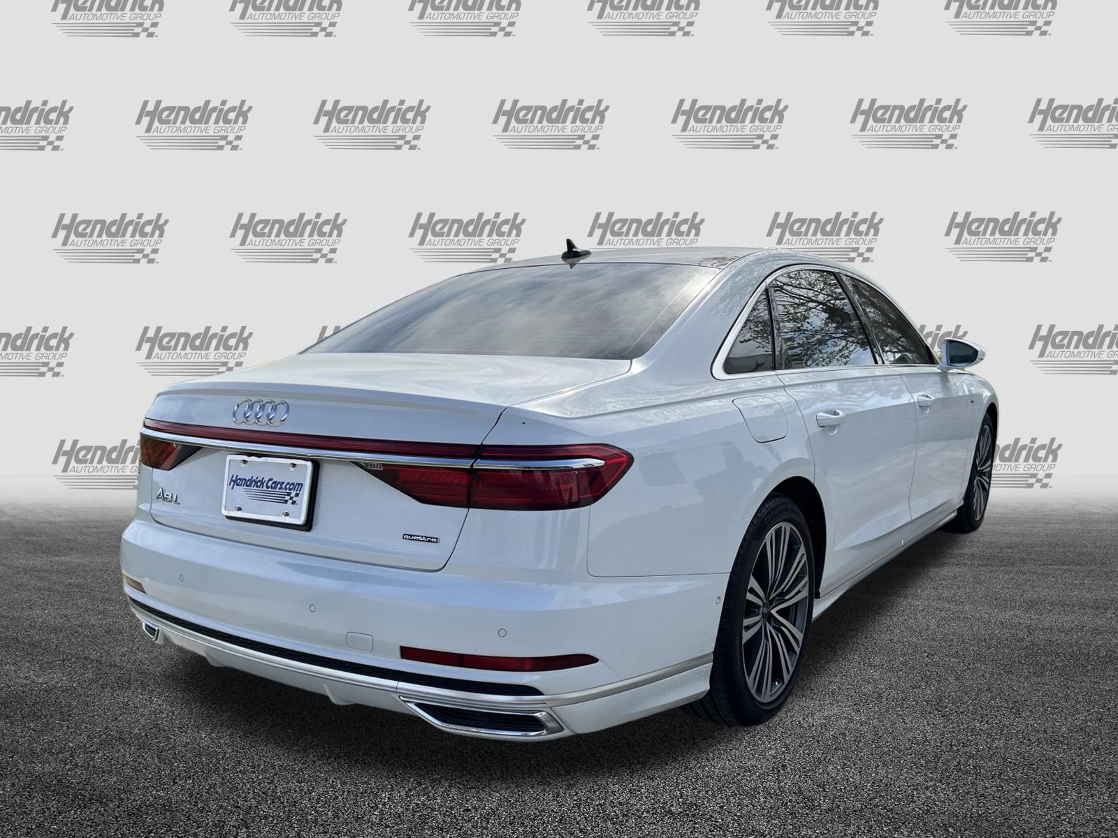 Used 2021 Audi A8 L 4.0T w/ Executive Plus Package image 11