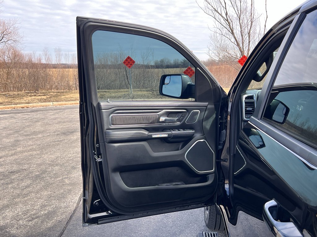 Used 2023 RAM 1500 Laramie image 13