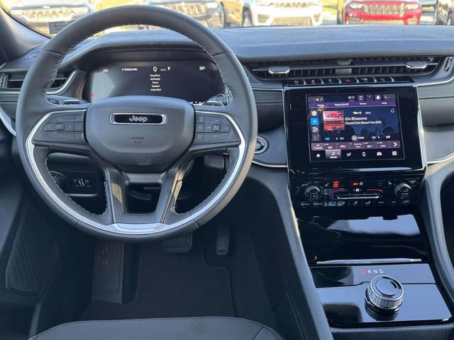 New 2025 Jeep Grand Cherokee Laredo X w/ Luxury Tech Group I image 2