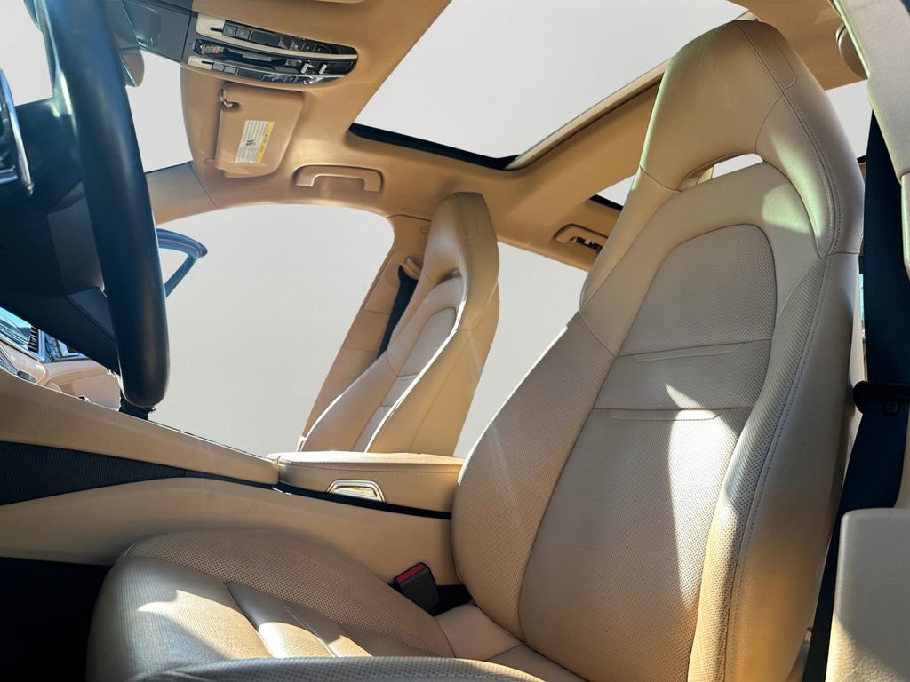 Used 2021 Porsche Panamera 4 image 22