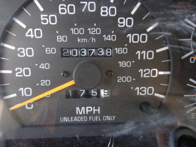 Used 1997 Toyota Land Cruiser w/ Leather Trim Pkg AWD/4WD image 15