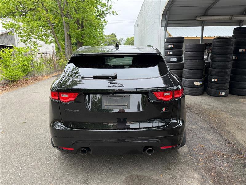 Used 2018 Jaguar F-PACE S AWD/4WD image 9