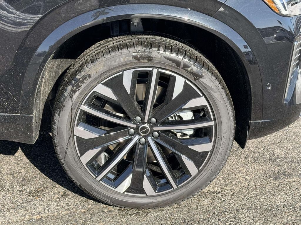 New 2026 Volvo XC90 T8 Ultra w/ Protection Package Premier AWD/4WD image 24
