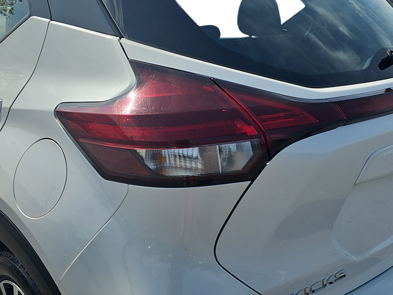 Used 2022 Nissan Kicks SV FWD image 28