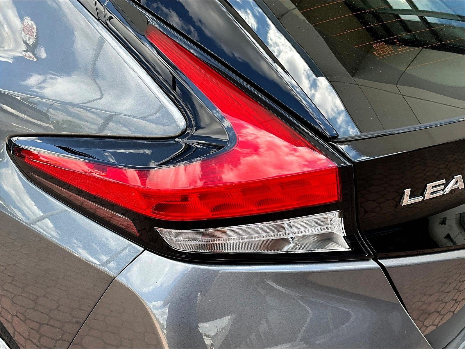 Used 2022 Nissan Leaf S FWD image 22