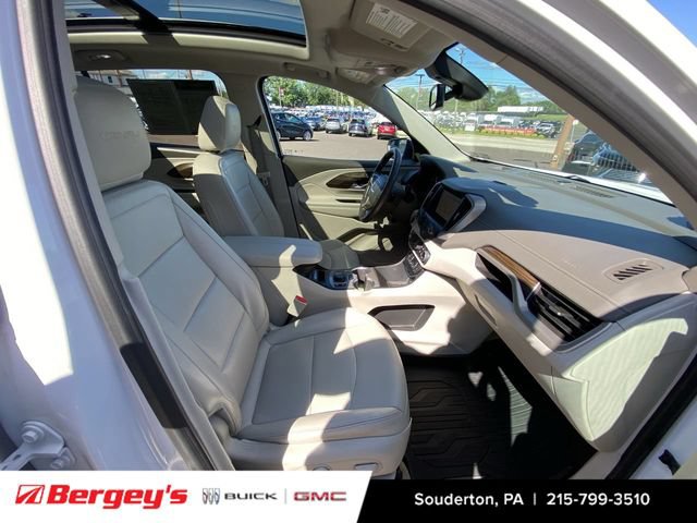 Certified 2020 GMC Terrain Denali w/ Denali Premium Package AWD/4WD image 32