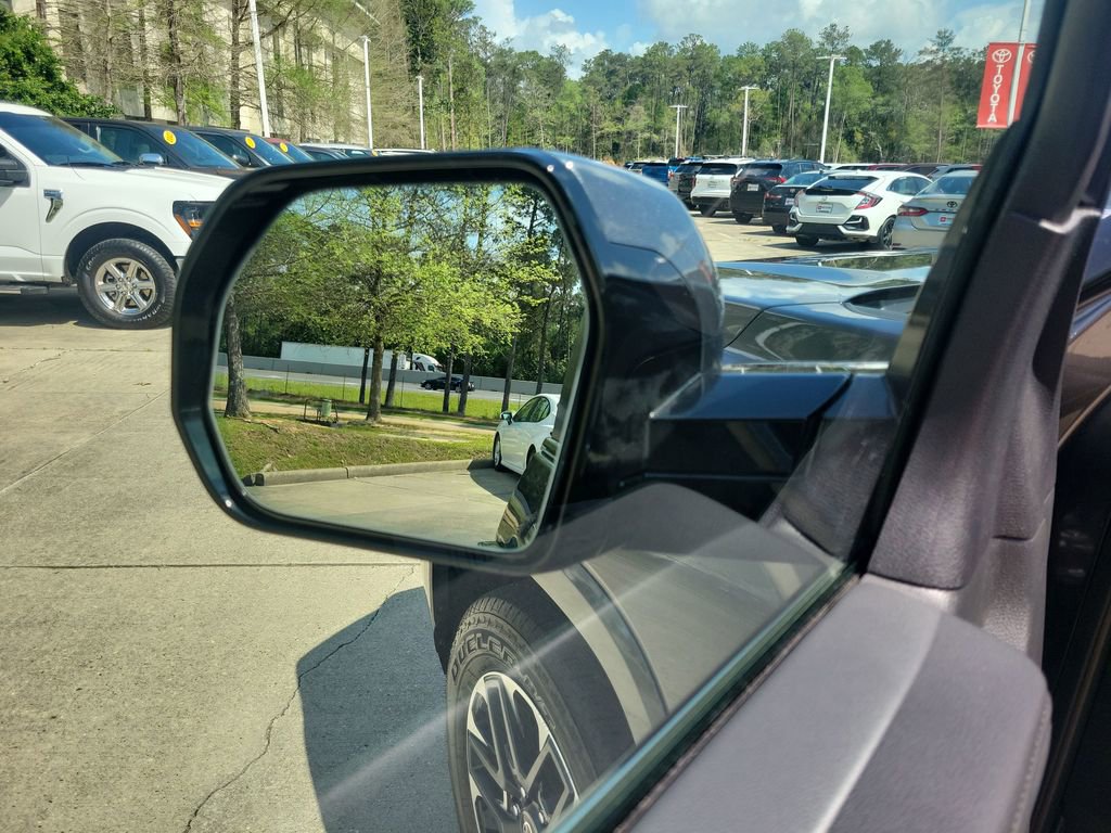 Used 2025 Toyota Tundra Limited image 11