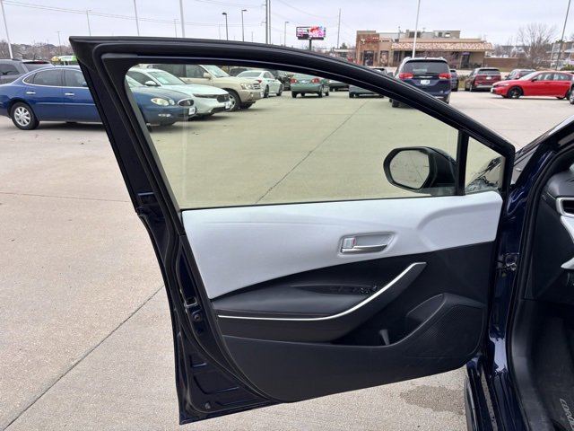 Used 2023 Toyota Corolla SE image 10