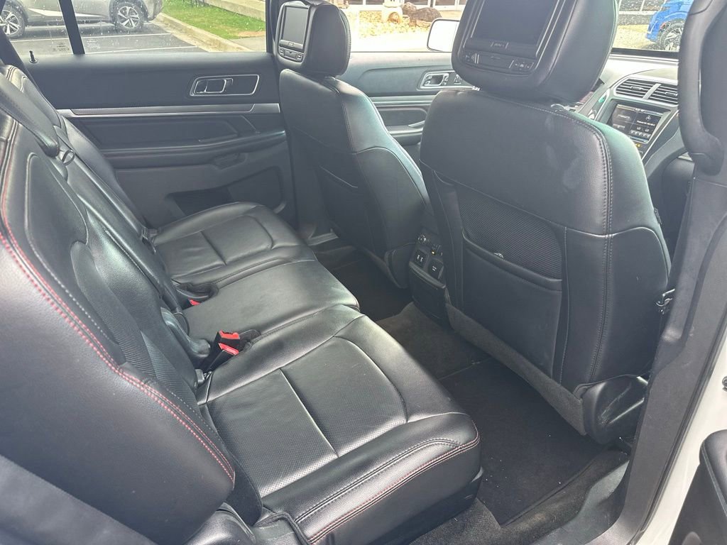 Used 2016 Ford Explorer Sport w/ Equipment Group 401A image 6