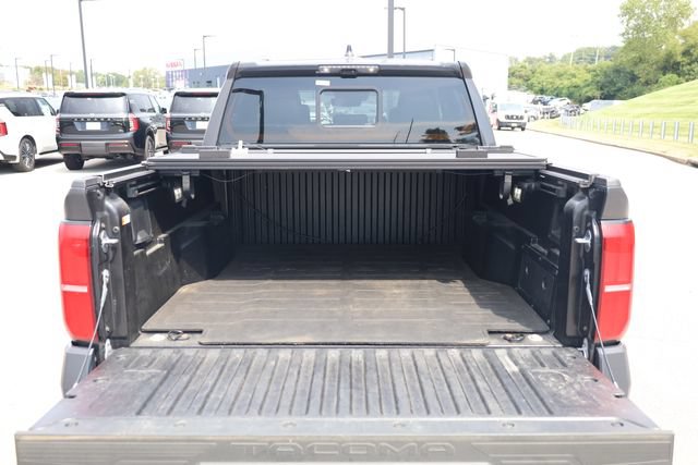 Used 2024 Toyota Tacoma TRD Off-Road w/ TRD Off Road Premium Package AWD/4WD image 29