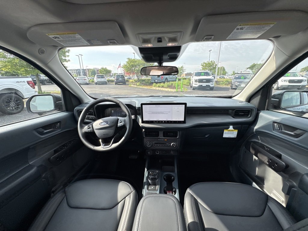 New 2025 Ford Maverick Lariat w/ Black Appearance Package image 23