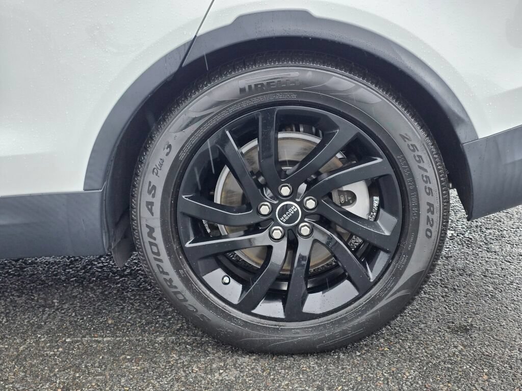 Used 2018 Land Rover Discovery HSE AWD/4WD image 9