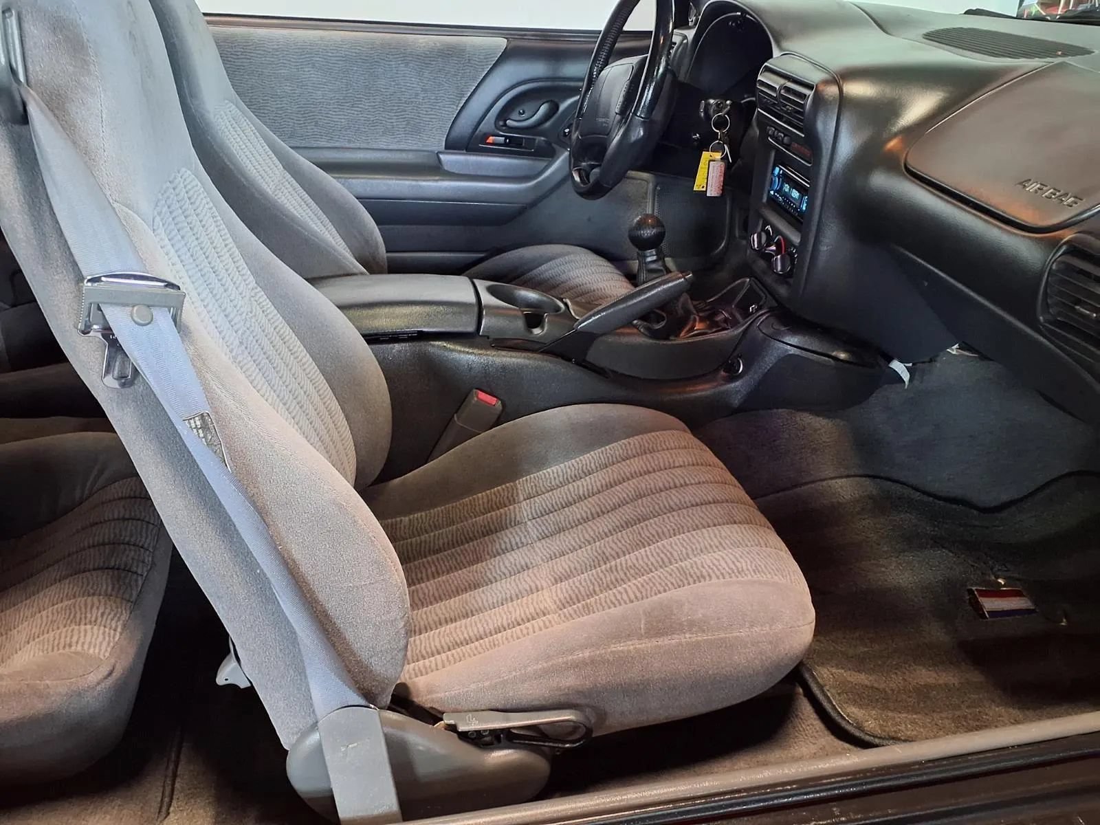 Used 1997 Chevrolet Camaro Z28 w/ Preferred Equipment Group 2 RWD image 11
