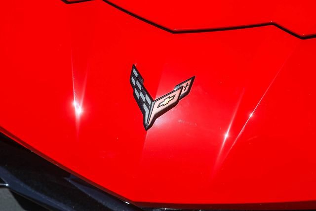 Used 2025 Chevrolet Corvette Stingray Preferred Cpe w/ Battery Protection Package RWD image 7