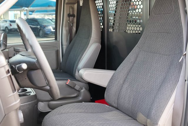 Used 2024 Chevrolet Express 2500 w/ Driver Convenience Package image 12