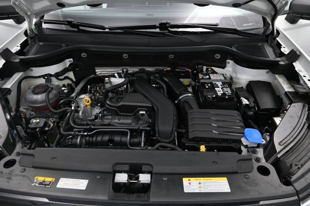 Used 2025 Volkswagen Taos S FWD image 14