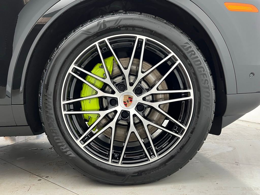 New 2026 Porsche Cayenne E-Hybrid image 27