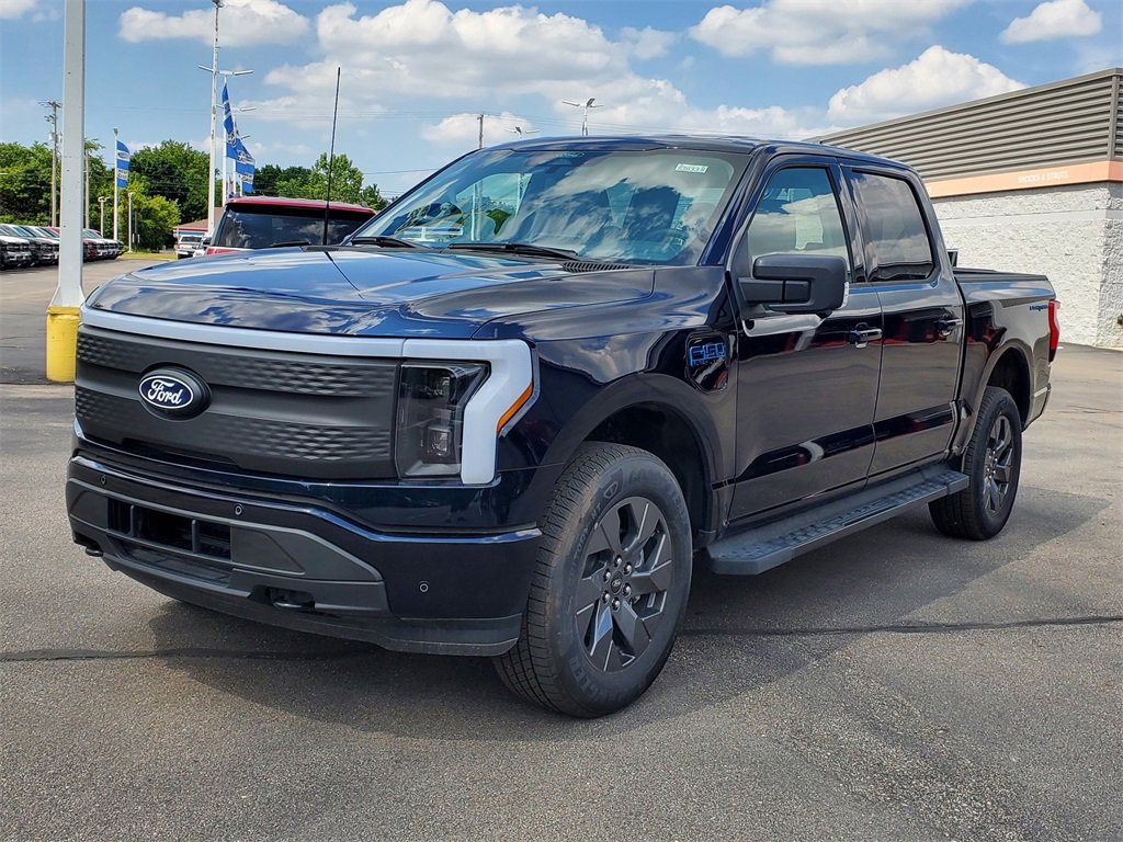 New 2025 Ford F150 Lightning Flash image 3