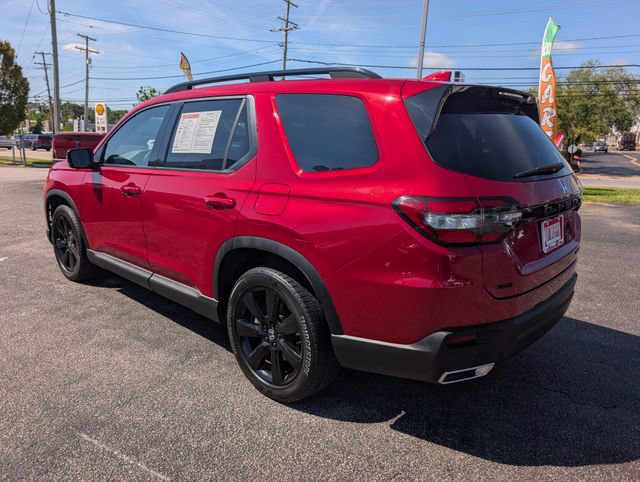 Used 2025 Honda Pilot Black Edition image 5