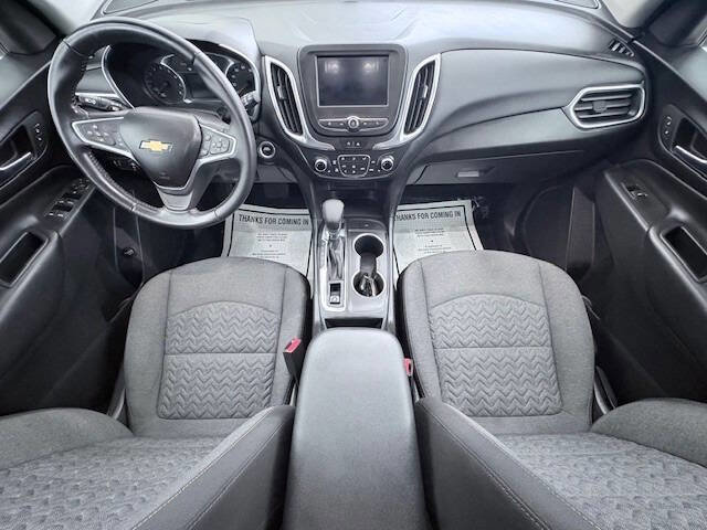 Used 2022 Chevrolet Equinox LT w/ Driver Convenience Package AWD/4WD image 19