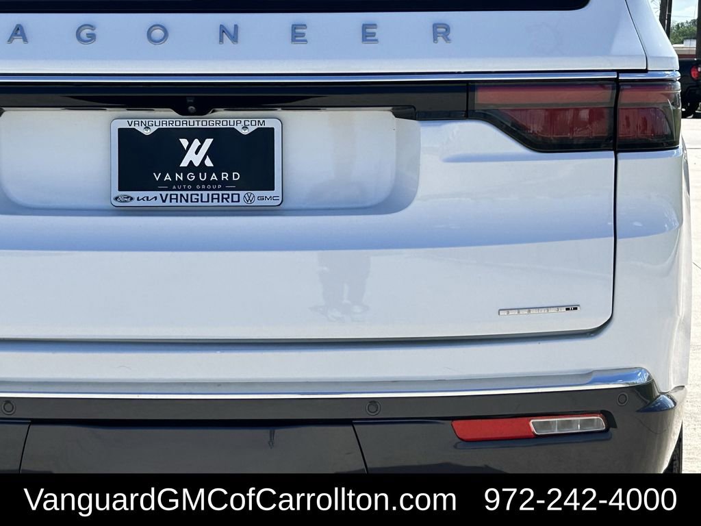 Used 2022 Jeep Wagoneer Series II image 8