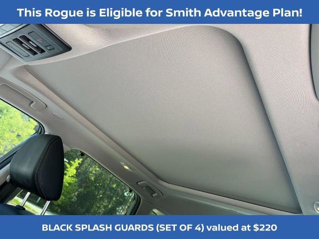 Certified 2023 Nissan Rogue Platinum w/ Platinum Premium Package FWD image 17