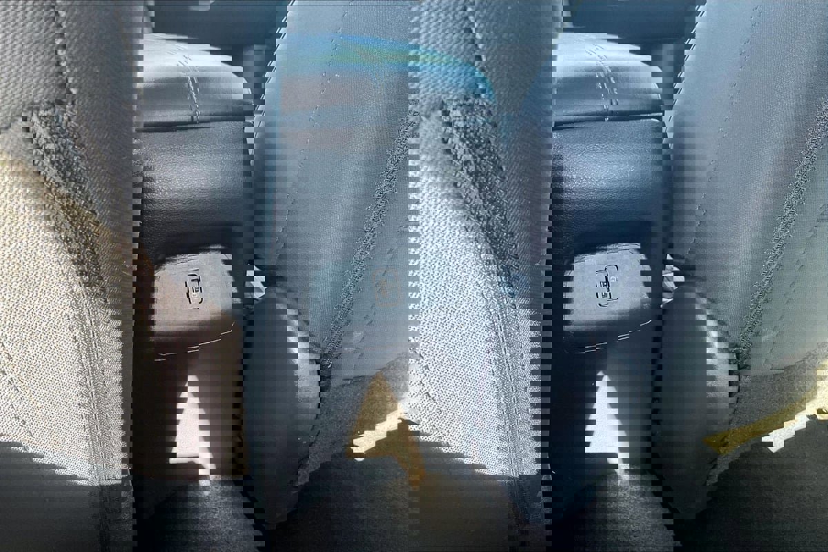 Used 2024 Nissan Sentra SV image 23