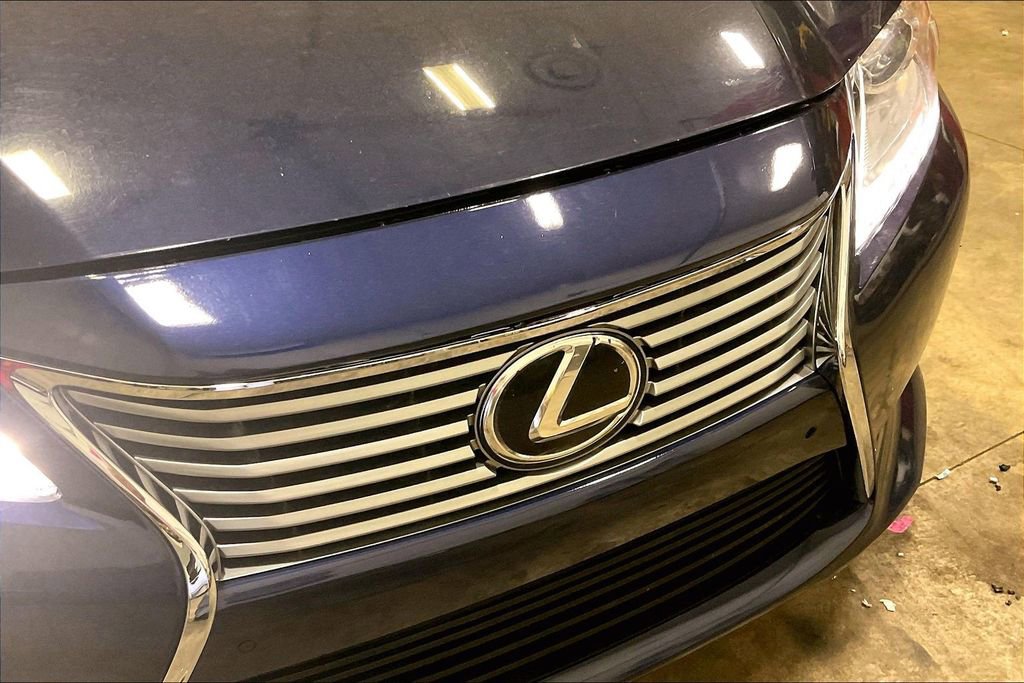 Used 2015 Lexus ES 350 w/ Luxury Package image 19