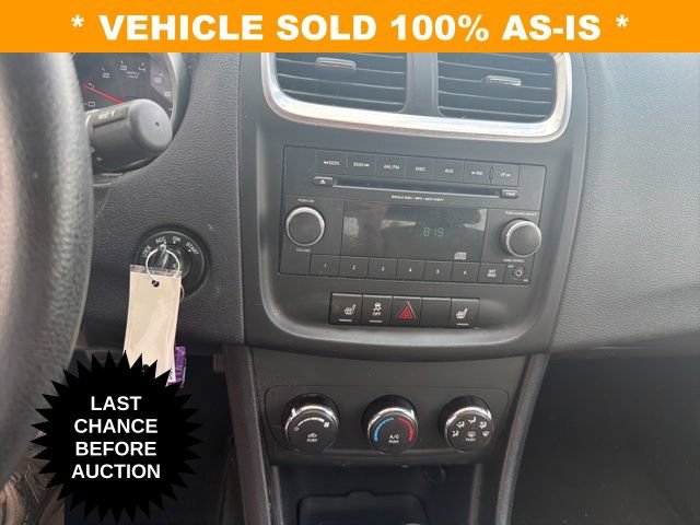 Used 2012 Dodge Avenger SE FWD image 17