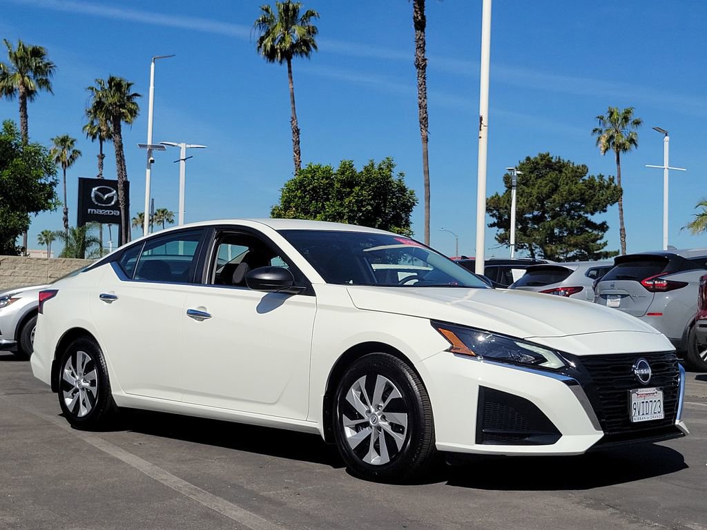 Certified 2025 Nissan Altima 2.5 S image 30