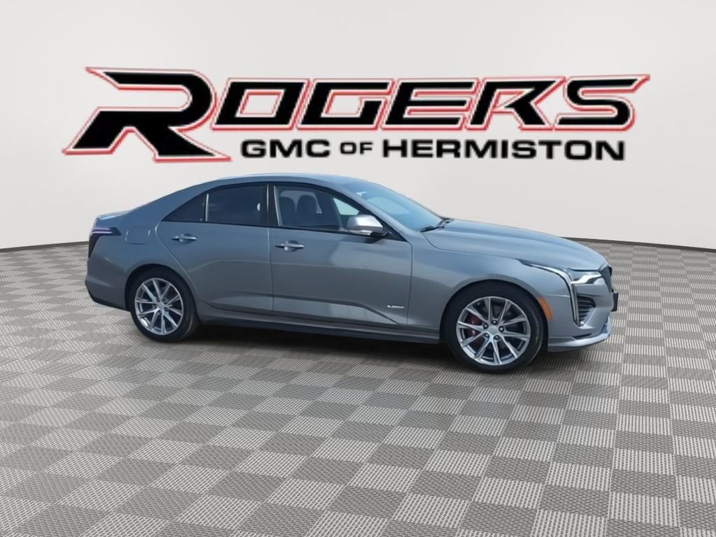 Used 2020 Cadillac CT4 V image 2